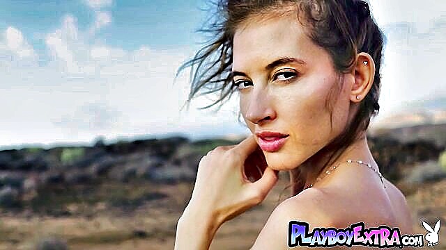 taya vais playboy : Playboy TV