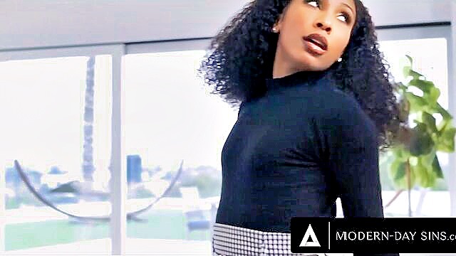 black and ebony, blowjobs, big cock - olivia jayy facesitting