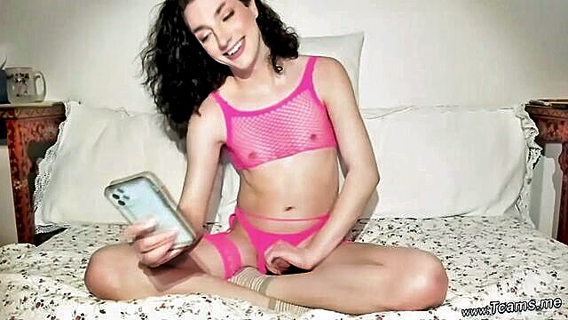 webcamshows, handjob, cock - futanari trap molasses