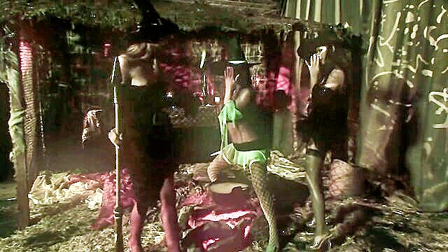 hardcore group sex at strip club : FapTube Premium