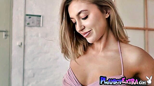 solo, striptease, blonde - weronika wabia nude