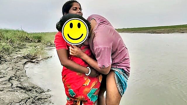 Rani, Rashid - couples pussy pounding