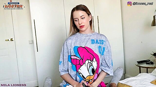 Mila Lioness - milf lady got fucked after catching him jerk off
