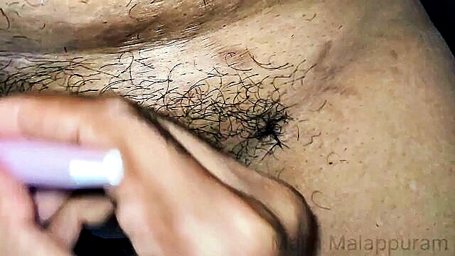 Mallu Kerala, Mallu Malappuram - shruthi narayanan shaved