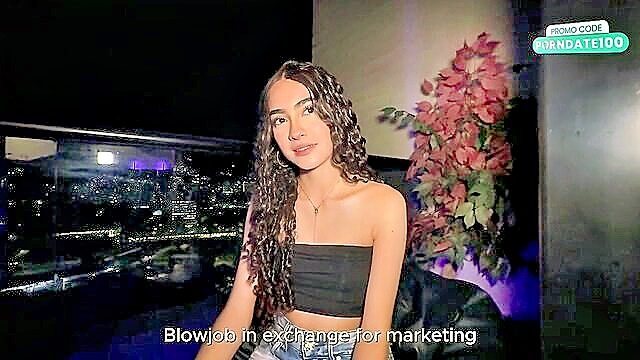 Blowketing        Subscribe 8.4K - curvy latina girl moaning