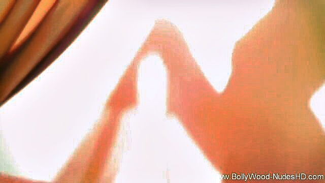 desi erotic solo : Bollywood Nudes HD