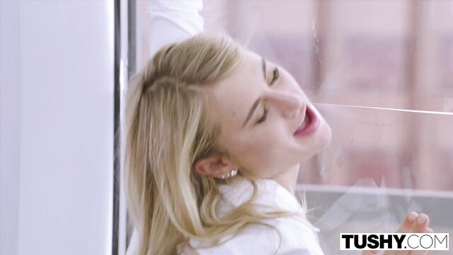 Lindsey Cruz - petite blonde gets her ass licked and fucked in hardcore video Tushy