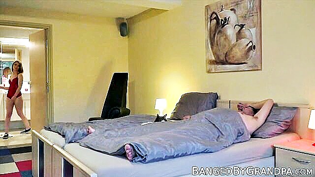 Lina Roselina - natural tits teenage bounced Granddadz