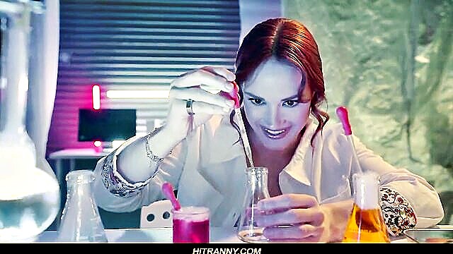 Siri Dahl, Khloe Kay, Eva Maxim, Leana Lovings, Avery Jane, Zariah Aura - foot fetish with dols Transfixed