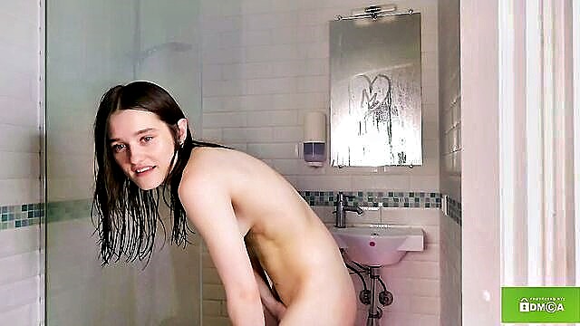 chaturbate hidden show, huge dildo, mia_g_ - mia g big tits drilled