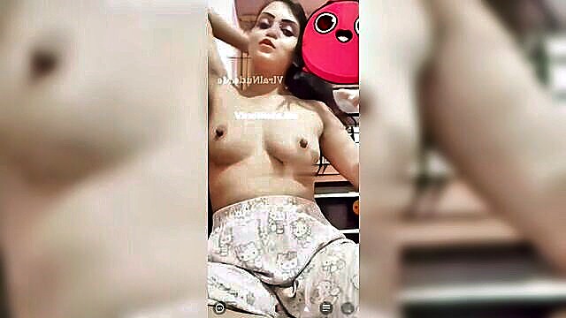 adult nude videos, porn star nude videos, strip chat leak videos - indian bhabhi mms