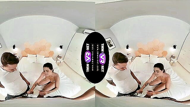 vr porn with babes : Tmwvrnet