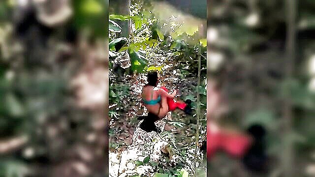 indian-outdoor-sex, bhabhi indian sex!, blowjob indian sex - indian college girl caught bang