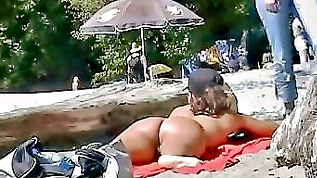nude beach, voyeur, nude beach porn - topless beach babe amateur
