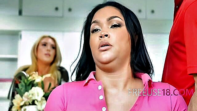 Ashlyn Peaks, Vivianne DeSilva - ashlyn peaks big tits Freeuse18