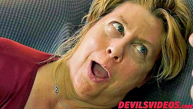 Eric John, Penny Sue - megalodon penny sue Devils Film