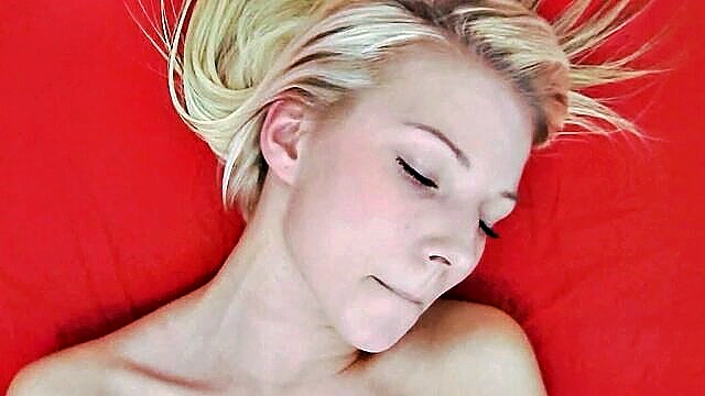 fingering, homemade, czech - tattooed czech slut masturbating