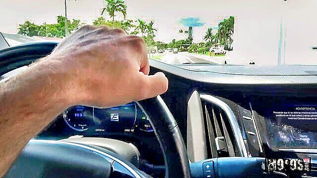 bodybuilder, american, car - handjob by american teens