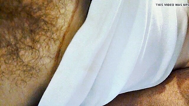 amateur, mature, real hairy amateur - definition of shaved
