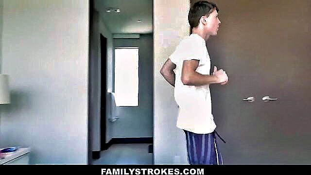 peruvian girl with big ass : Family Strokes