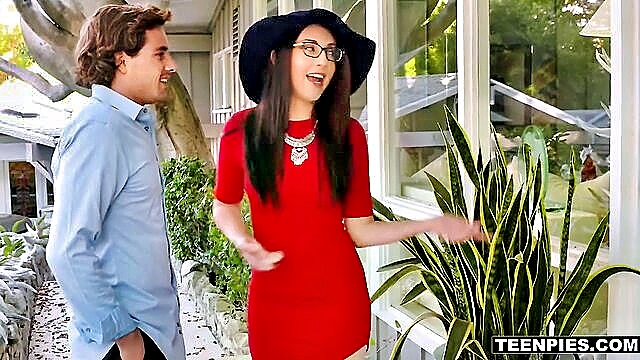 glasses teen sex : Teen Pies