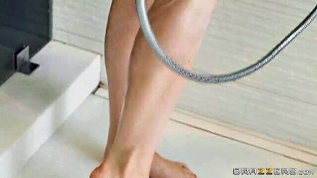 milf dp threesome action : Brazzers