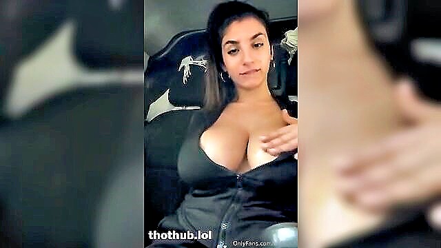 boob play, in the car, of vid - public boob play in car