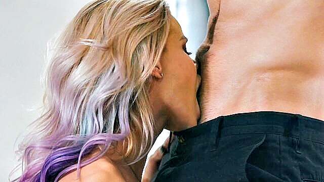 Jessa Rhodes, Lucas Frost - huge titty girl banged on sofa jessa rhodes Bang