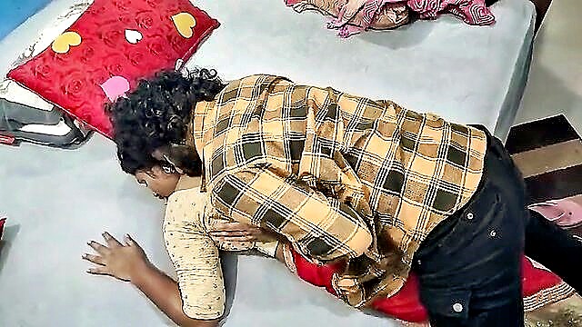 Vaigavarun45 - mallu girl in red saree