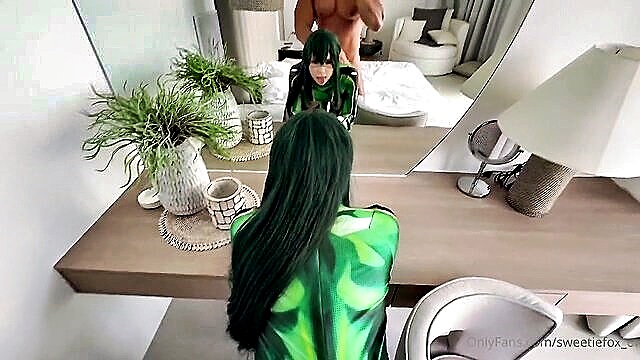 big dick, big tits, big ass - cosplay babe huge tits