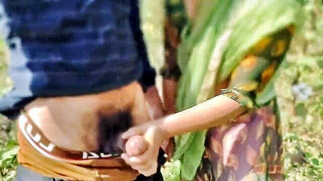 bhabhi dever mota lund chudai : Fuckkkker