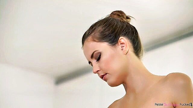 yvonne petite ballet suck : NubilesPorn