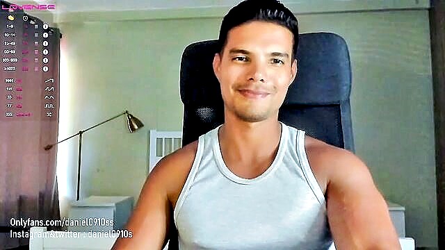 daniel0910s, record private, male webcam - strange femdom clips daniel0910s