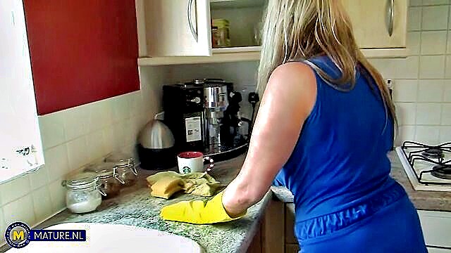 Kaz B - mature kaz stepmom catch