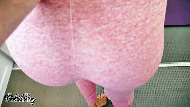 Cum Panties - cumming in yoga pants