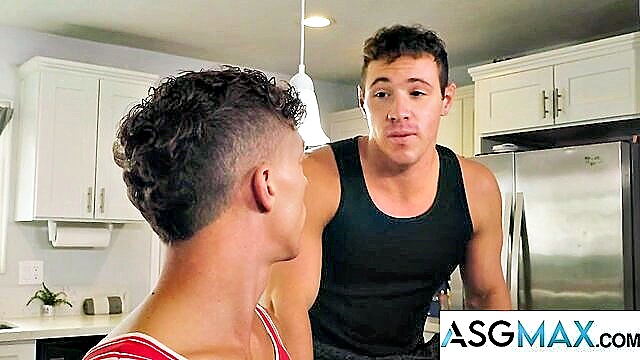Jack Valor, Kyle Fletcher - flip fuck taboo stepsibling Next Door Studios
