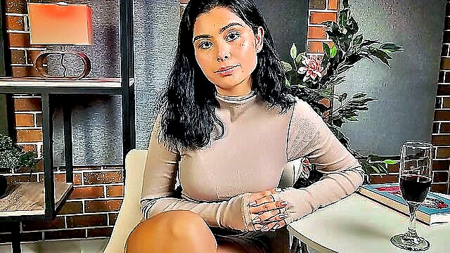 brunette, latina, fetish - madrasta colombiana roleplay
