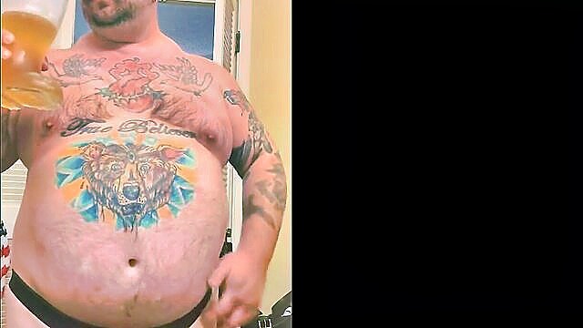 size difference, big belly, beer belly - redneck beer inhale