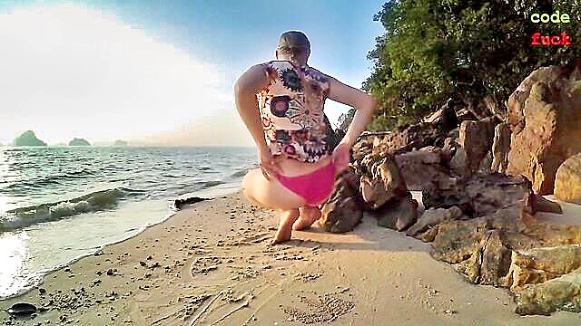blondi, porno video, masturbointi - kiimapillu rannalla suomi masturbation
