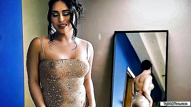 deep throat, throat deep, big tit babe - shemale roommatethroat
