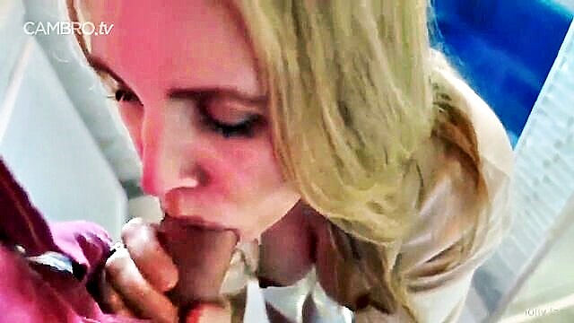 sucking - holyhaneloves69 blowjob