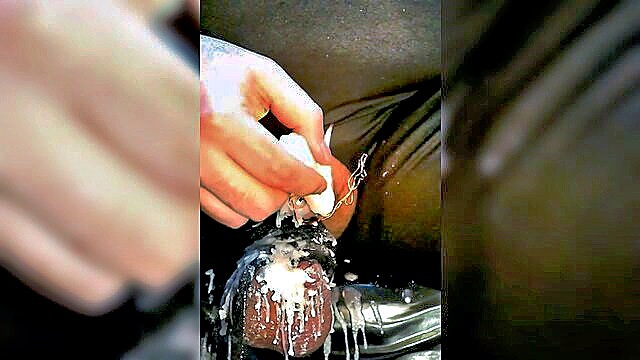 verified, closeup, profile - wax extreme peehole