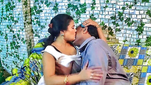desi sex, indian aunty sex, indian desi - nri bhabhi sex stockinged