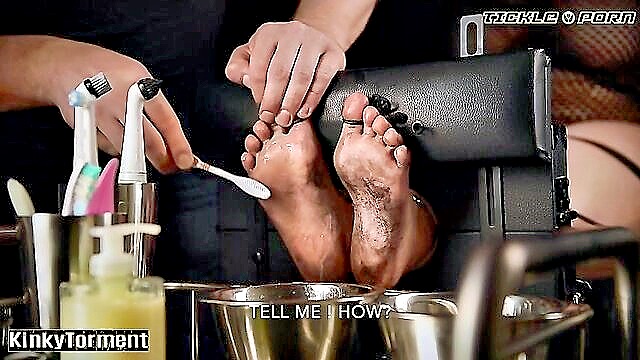 kinkytorment tickling torment : KinkyTorment