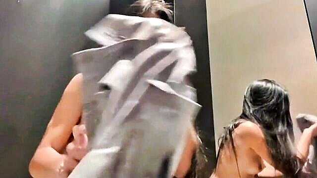 pussy, teenager, porn - novinha fitting room squirt