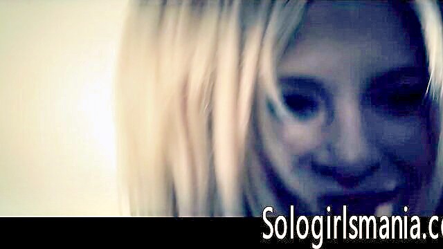 Scarlet Red - wet and wild scarlet red SoloGirlsMania
