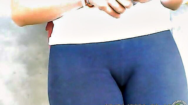 cameltoe, tight, filly - beach spy cameltoe