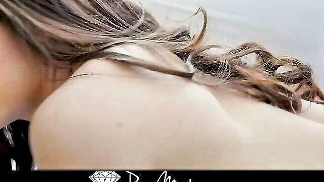 breathtaking linqerie babe, vain makes love, girl makes love - veronica vain lingerie sex