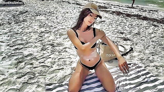 Lucy Mochi - lucky beach boy hookup