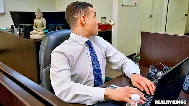 Kyler Quinn, Johnny The Kid - kyler quinn office fuck Teens Love Huge Cocks
